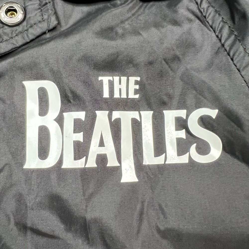 NWOT The Beatles Abbey Road Snap Down Windbreaker Jacket Black Unisex Sz S - Picture 7 of 10
